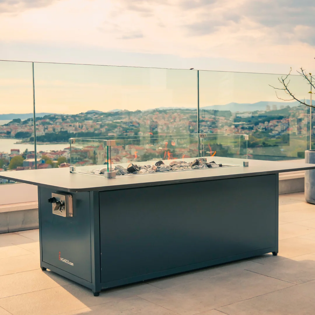 Engasco Lounge - Image 4